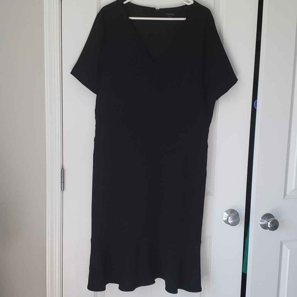 Adorable fluted black v neck Ann Taylor dress